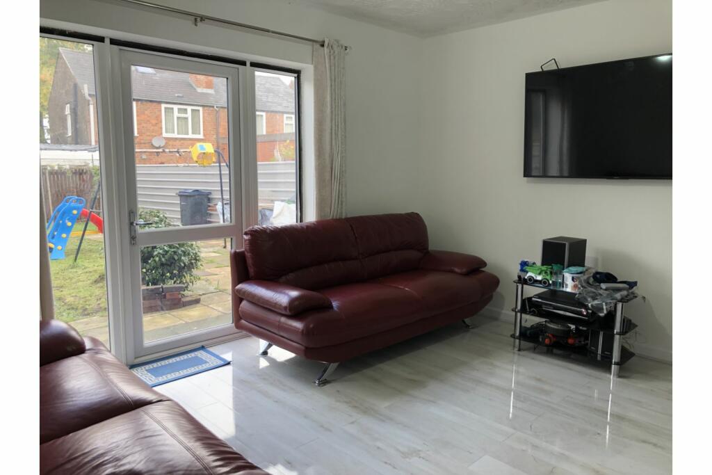Additional property image - Exton Way, Birmingham, B8