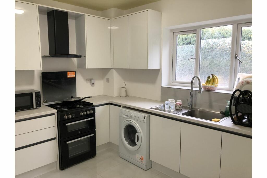 Additional property image - Exton Way, Birmingham, B8