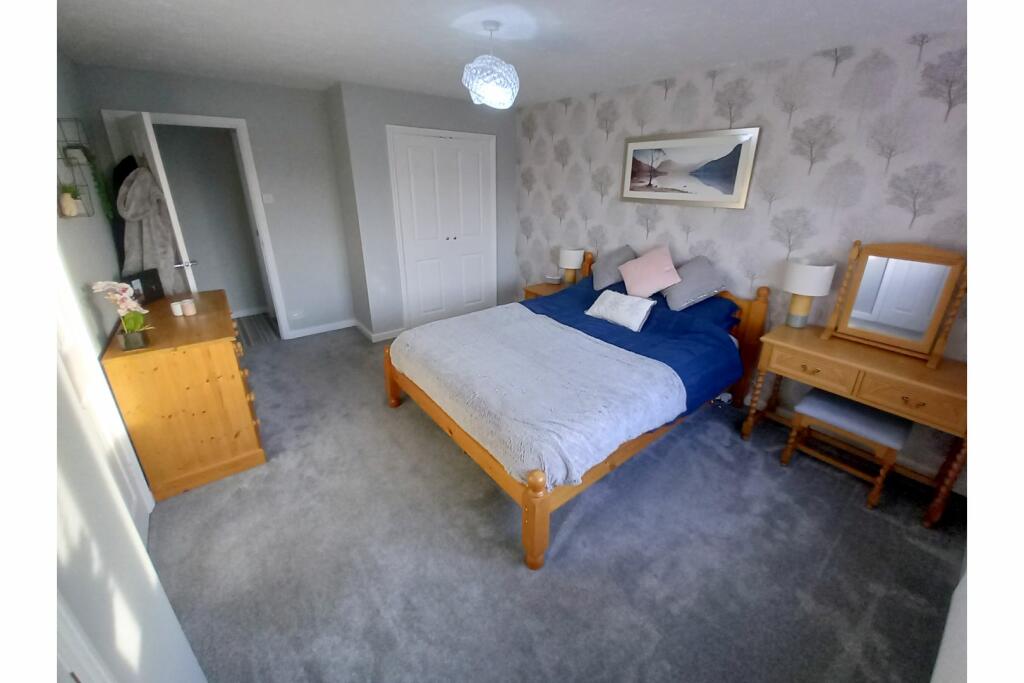 Additional property image - Field Close, Bromsgrove, B60