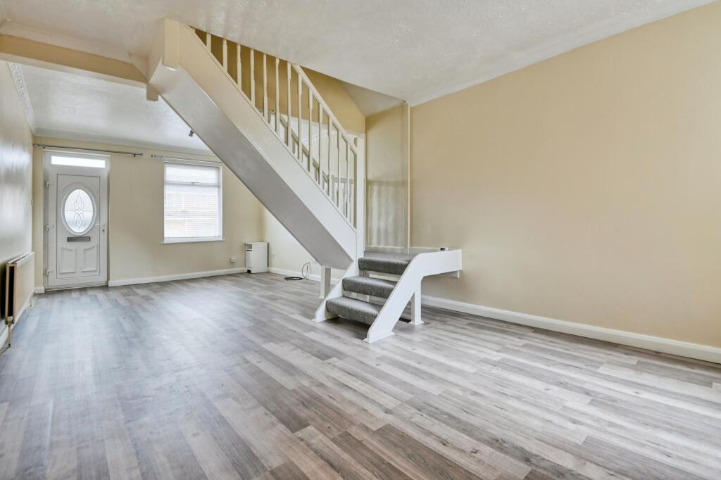 Additional property image - Wilnecote Lane, Tamworth, B77