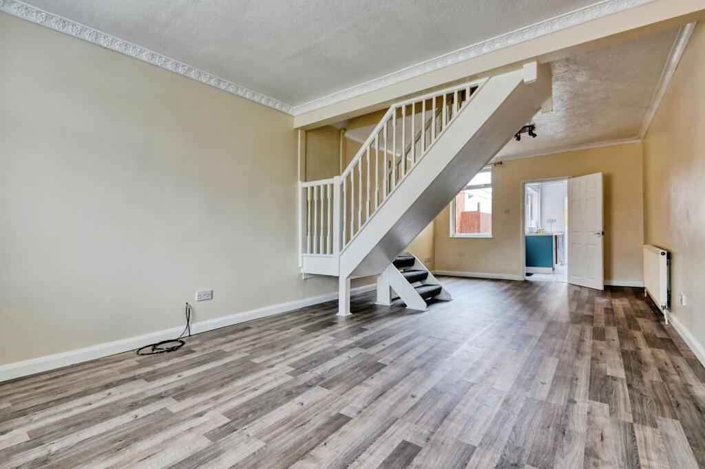 Additional property image - Wilnecote Lane, Tamworth, B77