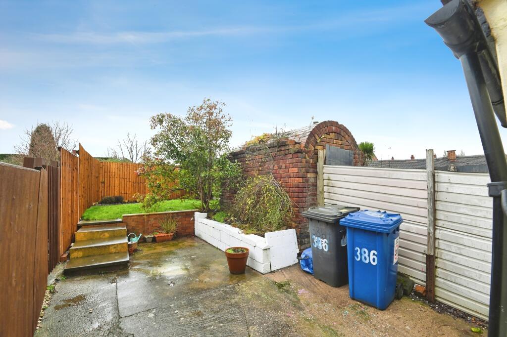 Additional property image - Wilnecote Lane, Tamworth, B77