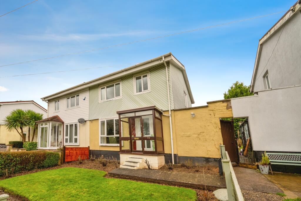 Additional property image - Greenfields, Southcrest, Redditch, B98