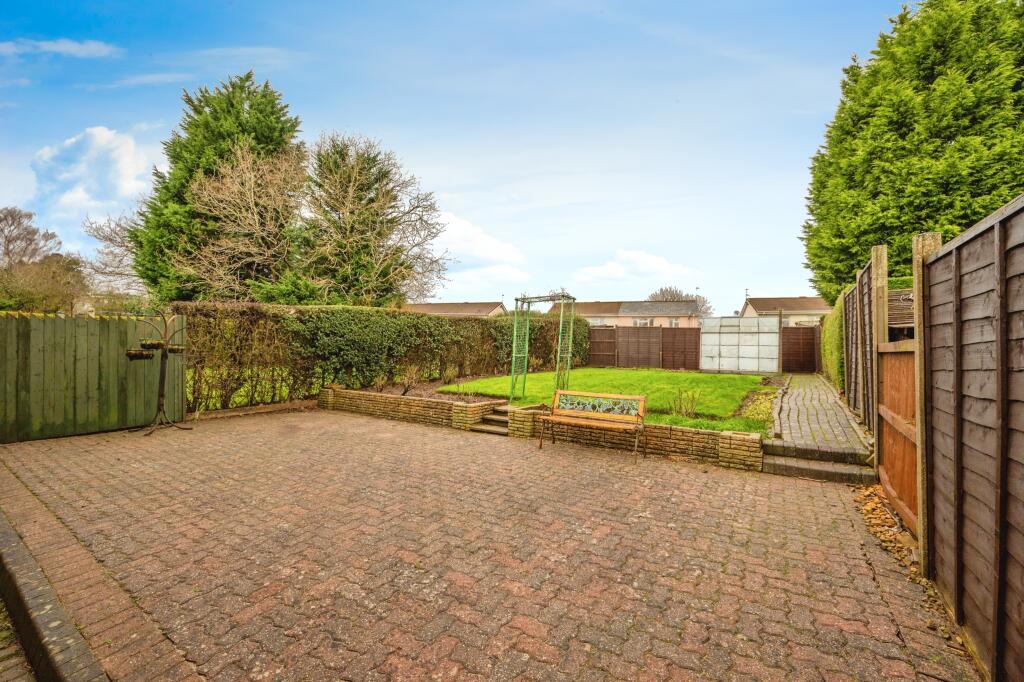 Additional property image - Greenfields, Southcrest, Redditch, B98