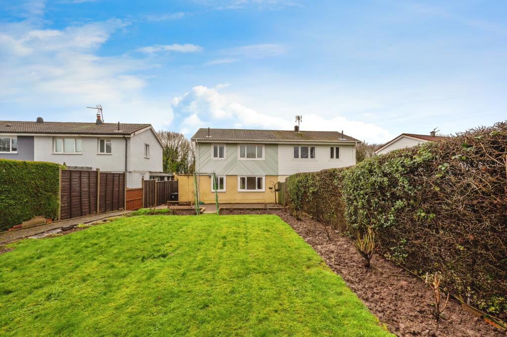 Additional property image - Greenfields, Southcrest, Redditch, B98