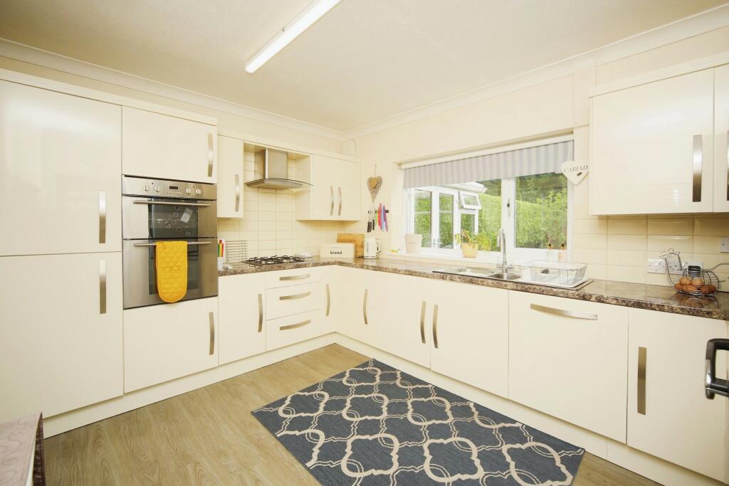 Additional property image - Birchfield Road, Redditch, B97
