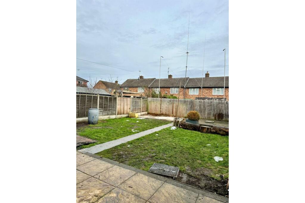 Additional property image - The Grove, Studley, B80