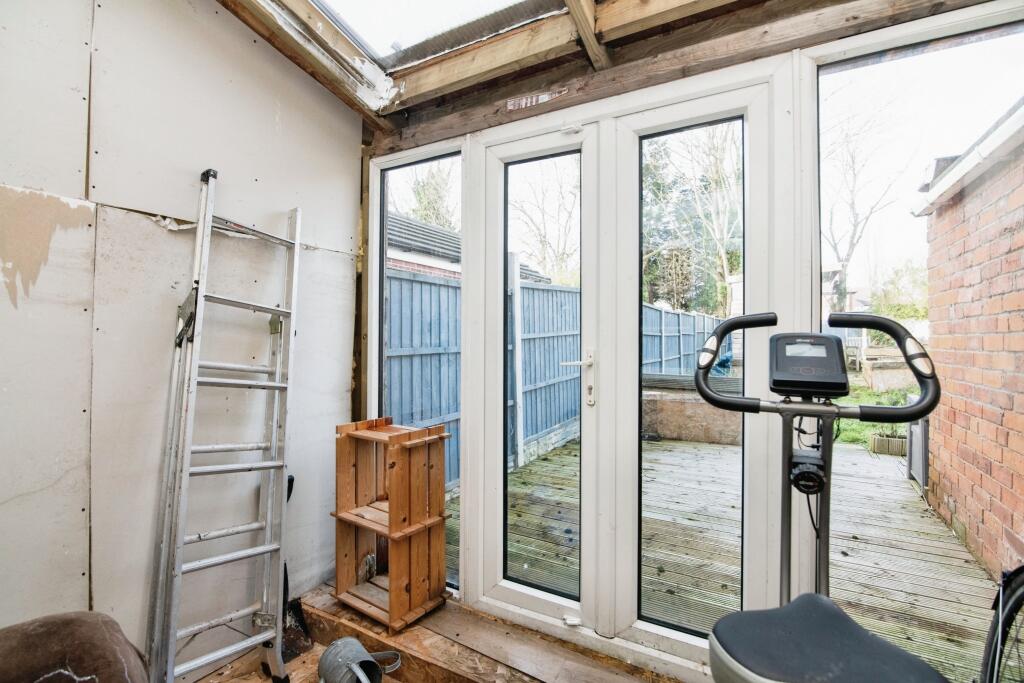 Additional property image - Oak Tree Lane, Birmingham, B29