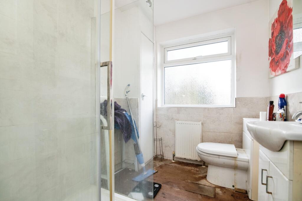 Additional property image - Oak Tree Lane, Birmingham, B29