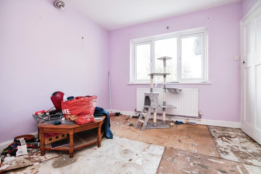Additional property image - Oak Tree Lane, Birmingham, B29