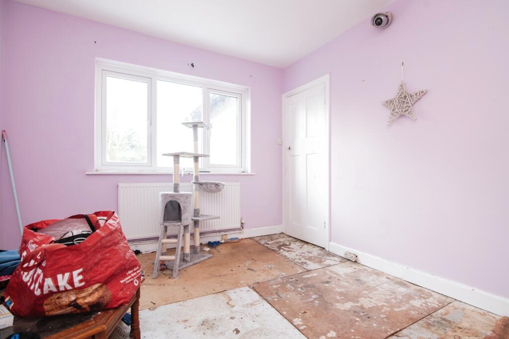 Additional property image - Oak Tree Lane, Birmingham, B29