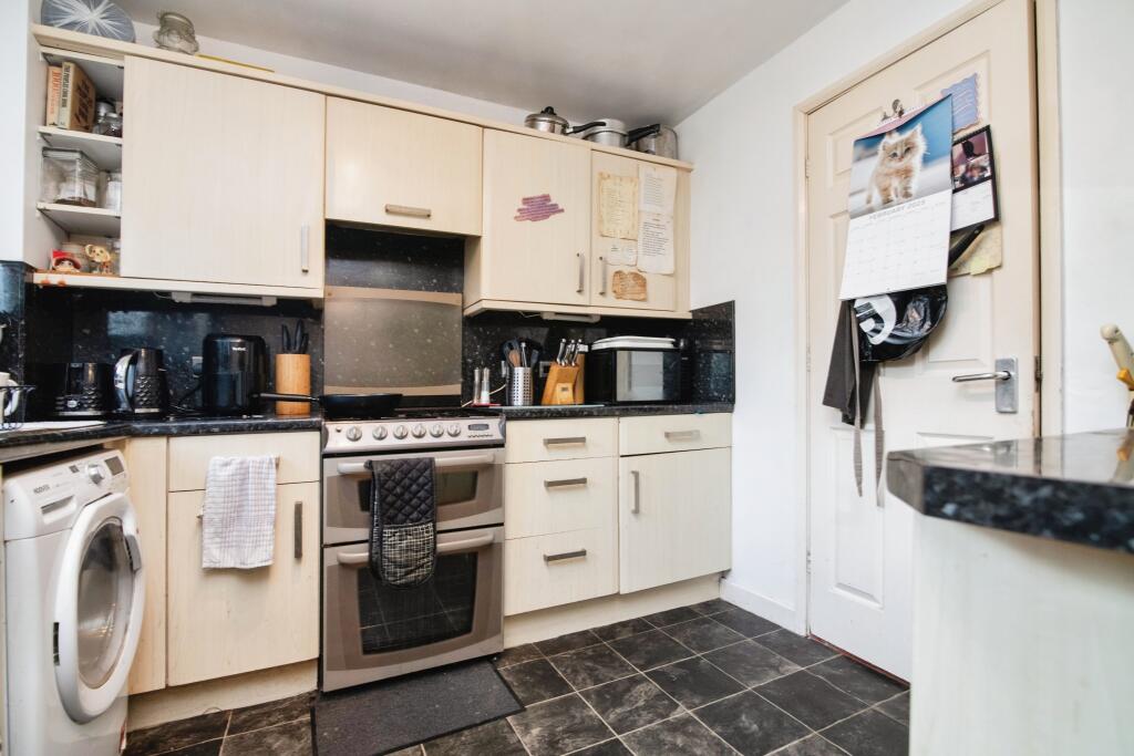 Additional property image - Willow Close, Cradley Heath, B64