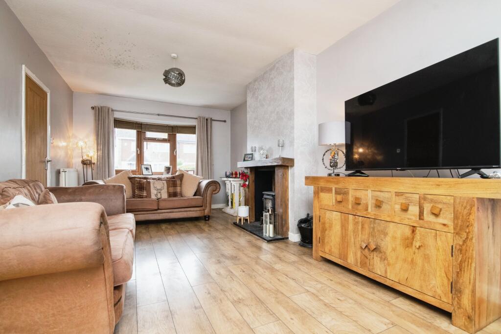 Additional property image - Hillcrest Road, Halesowen, B62