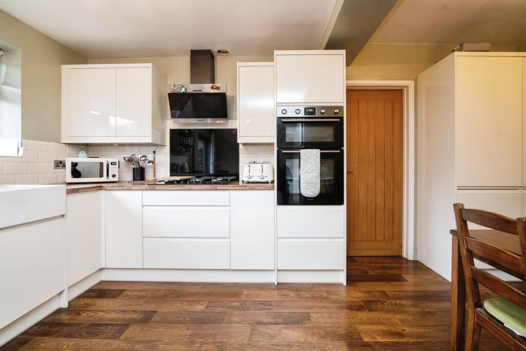 Additional property image - Hillcrest Road, Halesowen, B62