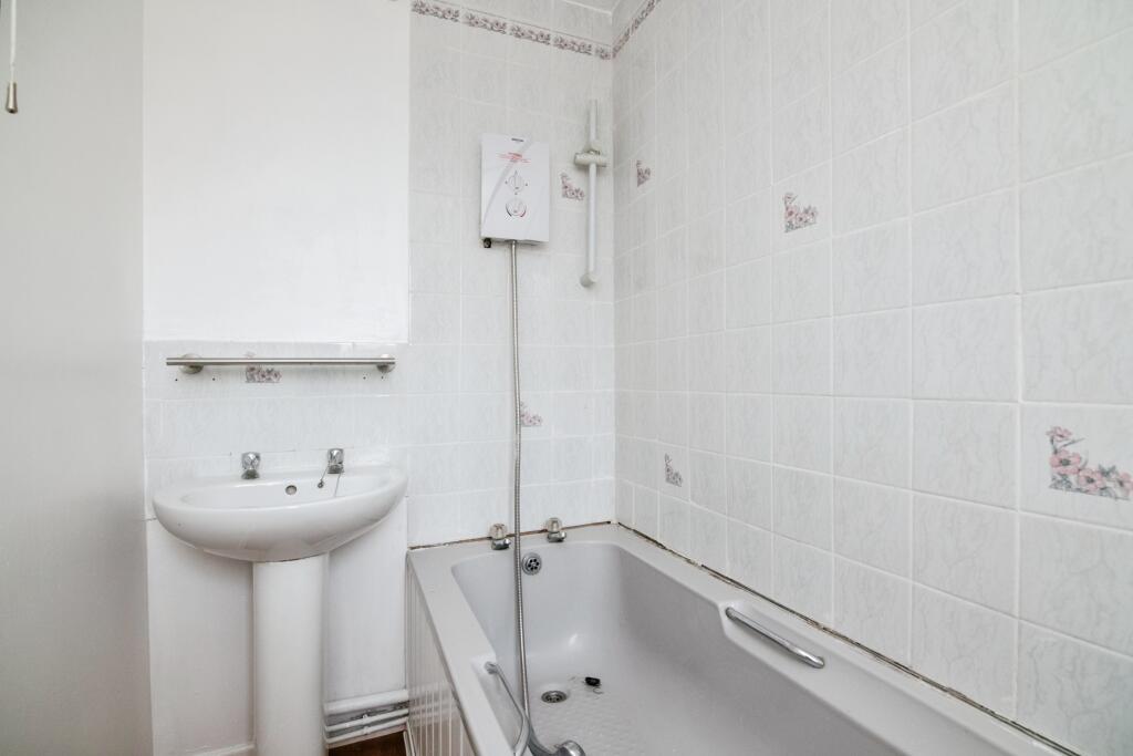 Additional property image - oldbury, Oldbury, B69