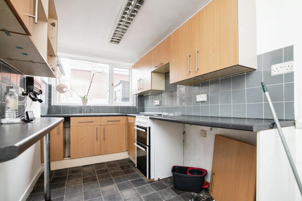 Additional property image - The Hawnelands, Halesowen, B63