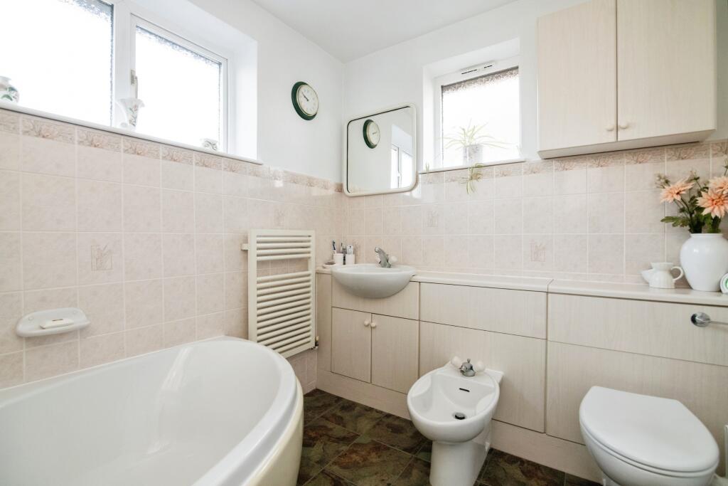 Additional property image - Bustleholme Avenue, West Bromwich, B71