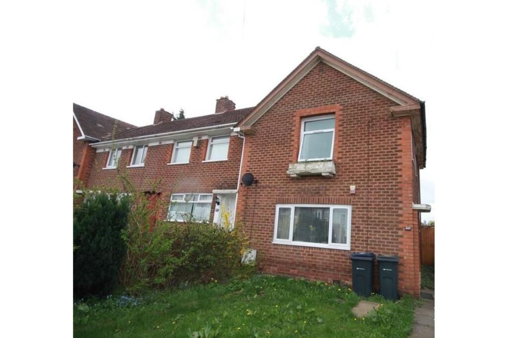 Main image of property: Warstock Lane, Birmingham, B14