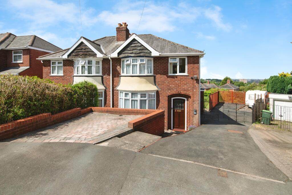 Main image of property: Hillside Avenue, Rowley Regis, B65
