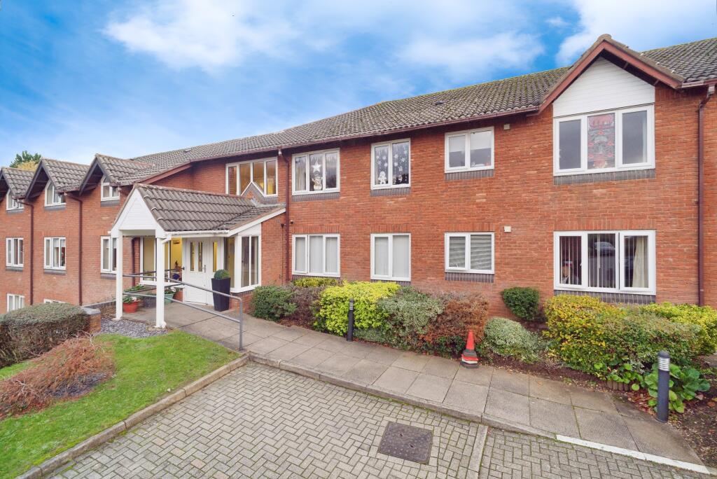 Main image of property: 3 Shelly Crescent, Solihull, B90