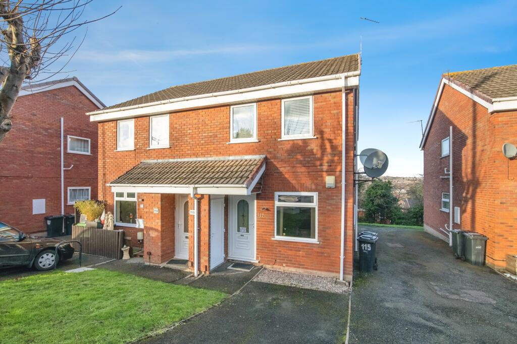 Main image of property: Apperley Way, Halesowen, B63
