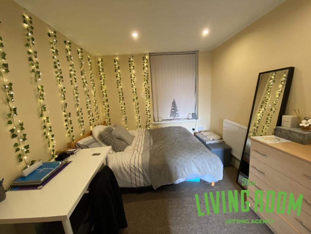 Main image of property: Crwys Road, Cathays, Cardiff