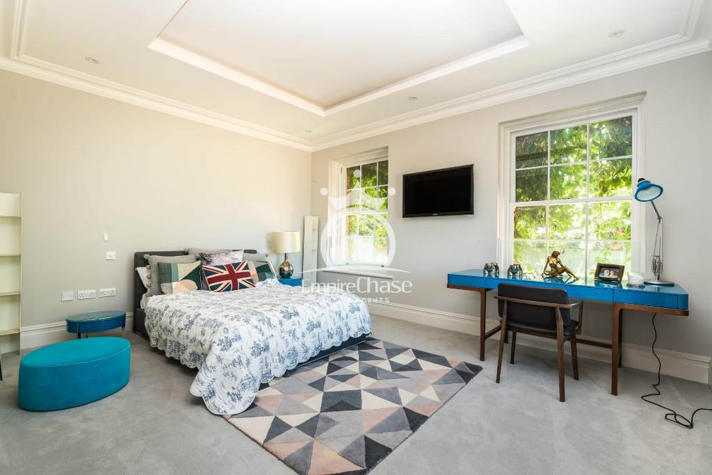 10 bedroom detached house for sale in Kenwood House, Harper Lane