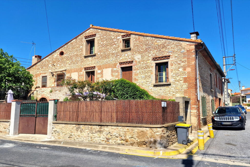 Main image of property: Brouilla, Pyrénées-Orientales, Languedoc-Roussillon