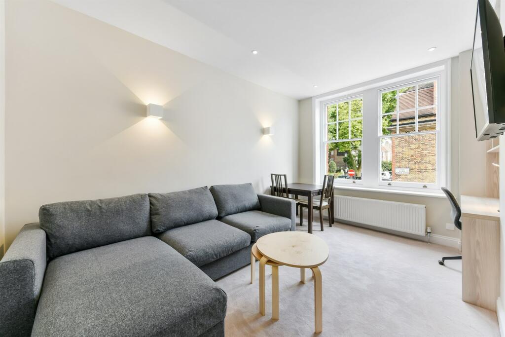 1 bedroom ground floor flat for rent in Elm Park Mansions, Chelsea SW10