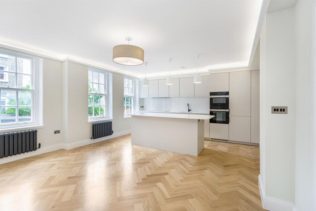 Main image of property: Onslow Court, Drayton Gardens, Chelsea SW10