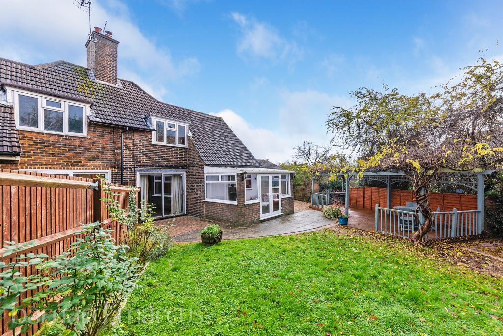 3 bedroom semi-detached house for sale in Brook Road, Merstham, Redhill ...