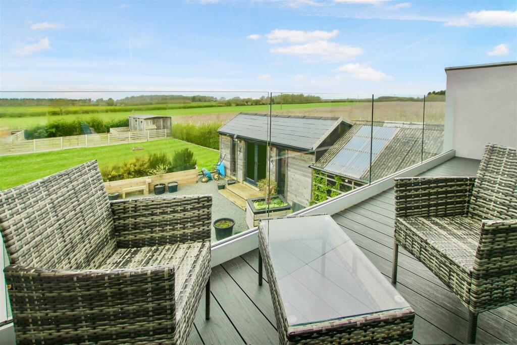 4 bedroom detached house for sale in Digby Road, Rowston, Lincoln, LN4