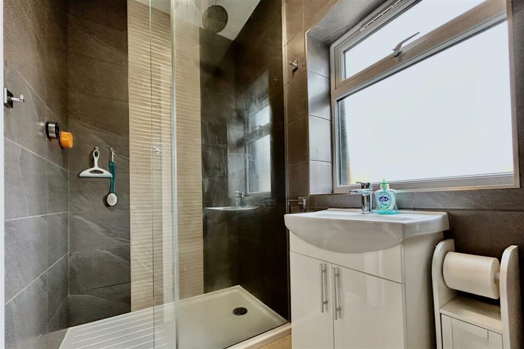 4 bedroom detached house for sale in Digby Road, Rowston, Lincoln, LN4