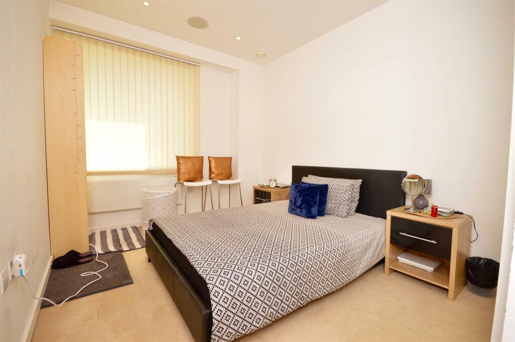 2 bedroom flat for sale in Brayford Street, Lincoln, LN5