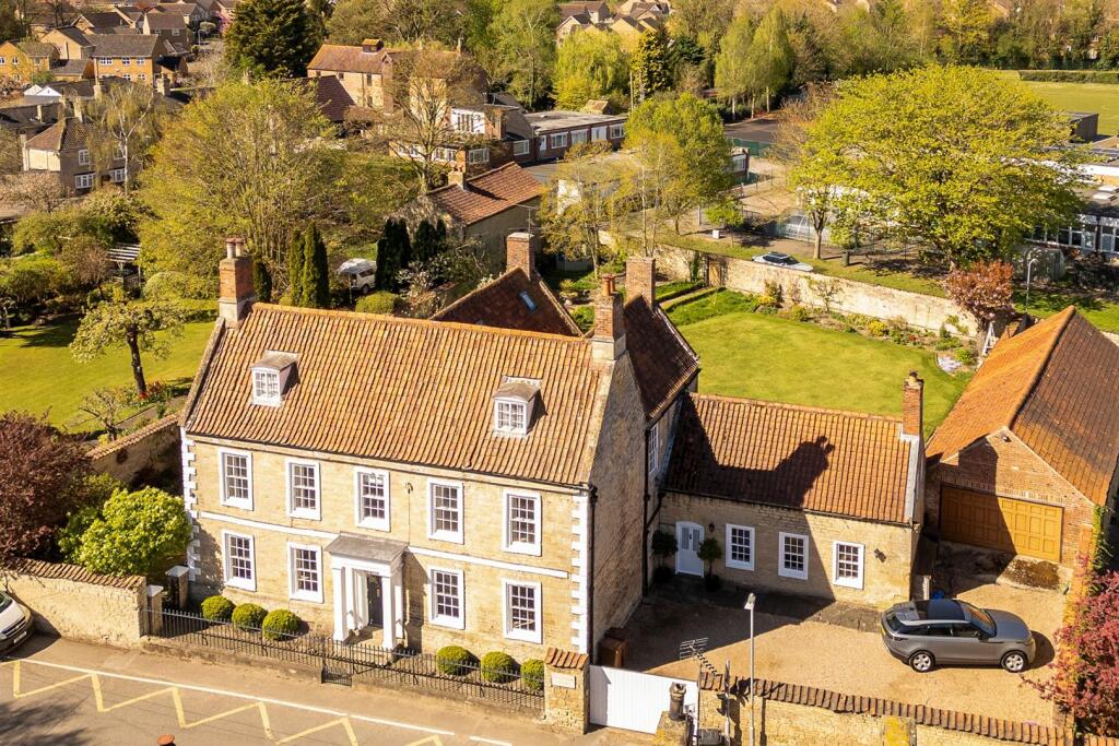 Main image of property: High Street, Heighington, Lincoln