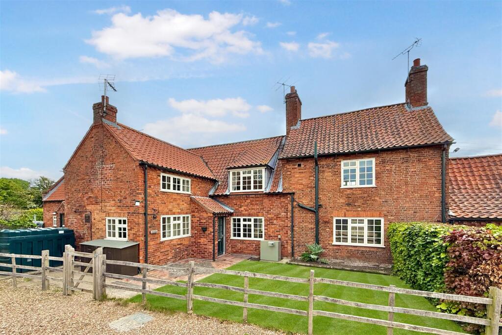 Main image of property: Royal Oak Lane, Aubourn, Lincoln