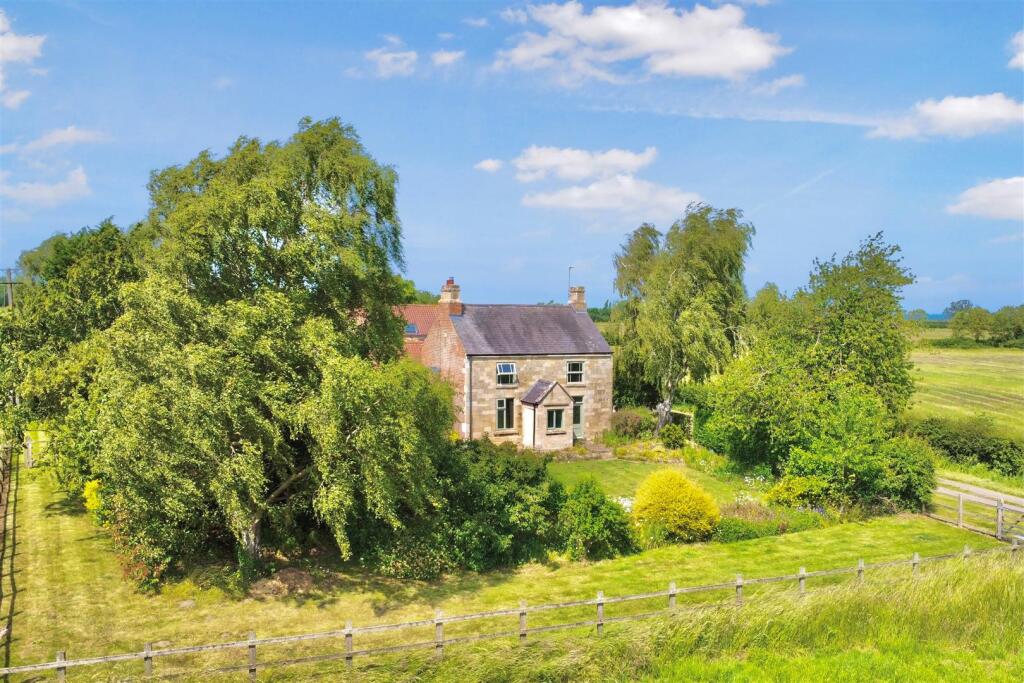 Main image of property: Low Fields, Fulbeck