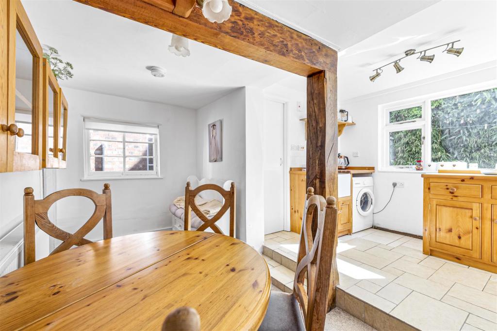 2 bedroom detached house for sale in Bailgate, Lincoln, LN1