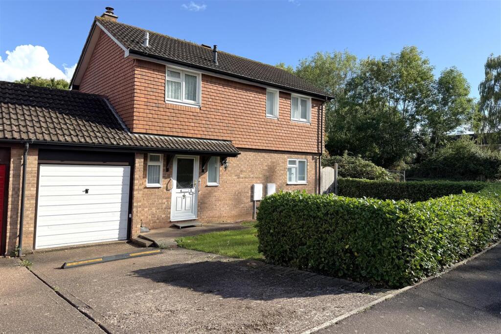 Main image of property: Poplar Road, Taunton