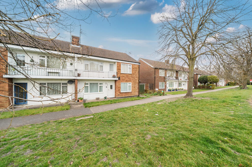 Main image of property: Tring Road, Dunstable, Bedfordshire