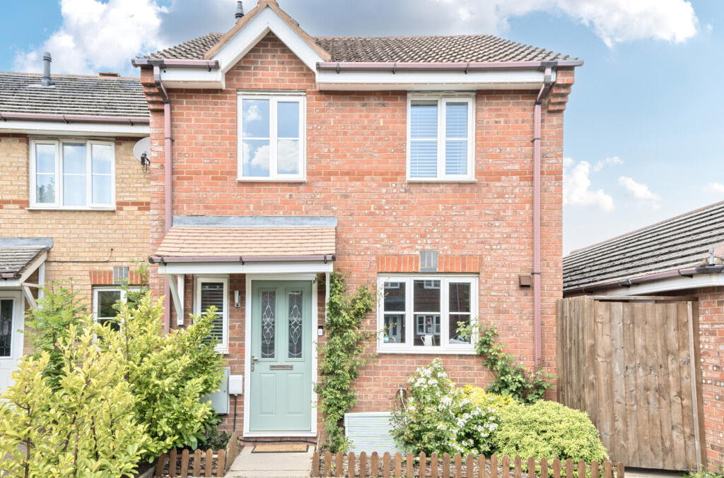 Main image of property: Willoughby Close, Dunstable