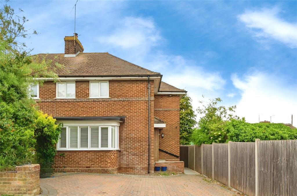 Main image of property: Marina Drive, Dunstable, Bedfordshire