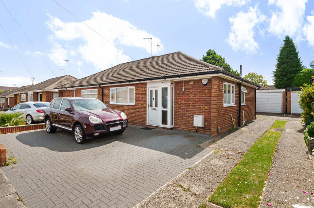 Main image of property: Pynders Lane, Dunstable, Bedfordshire