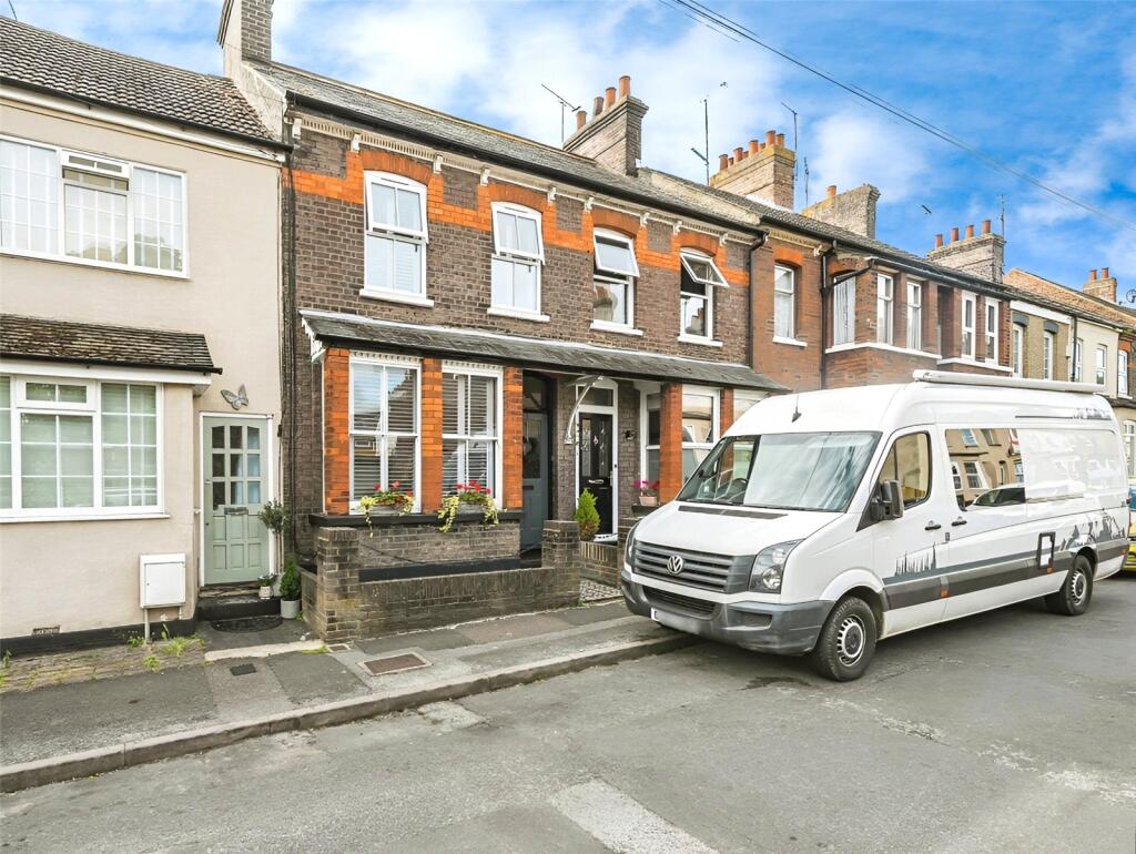 3 bedroom terraced house