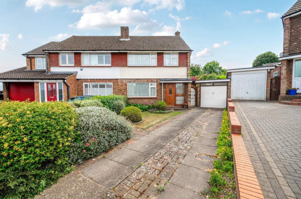 Main image of property: Pipers Croft, Dunstable, Bedfordshire