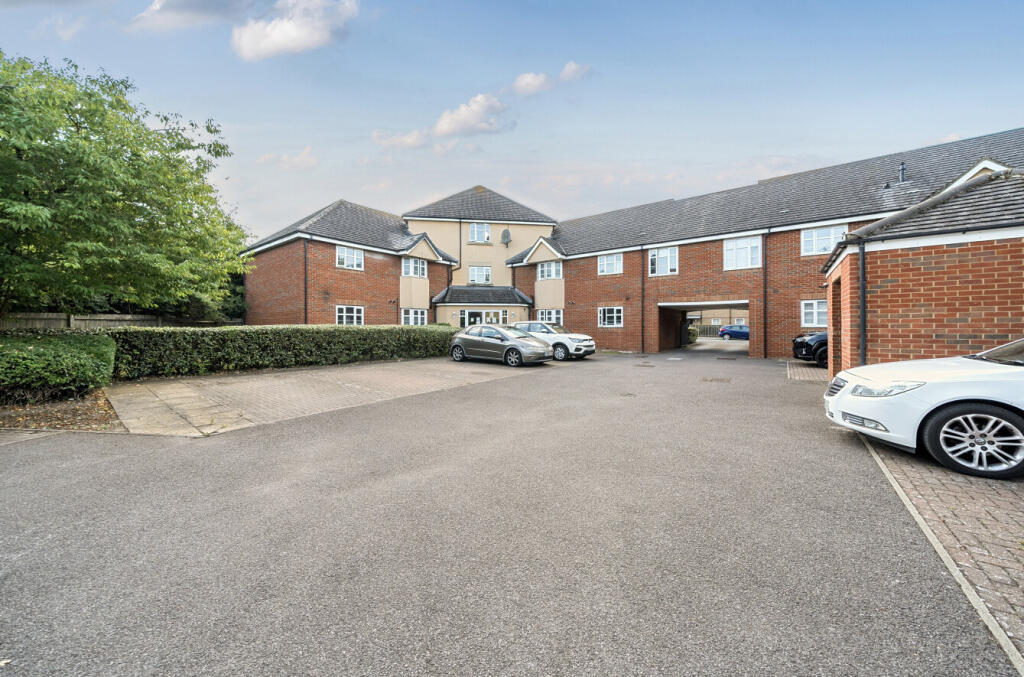 Main image of property: Frenchs Avenue, Dunstable, Bedfordshire
