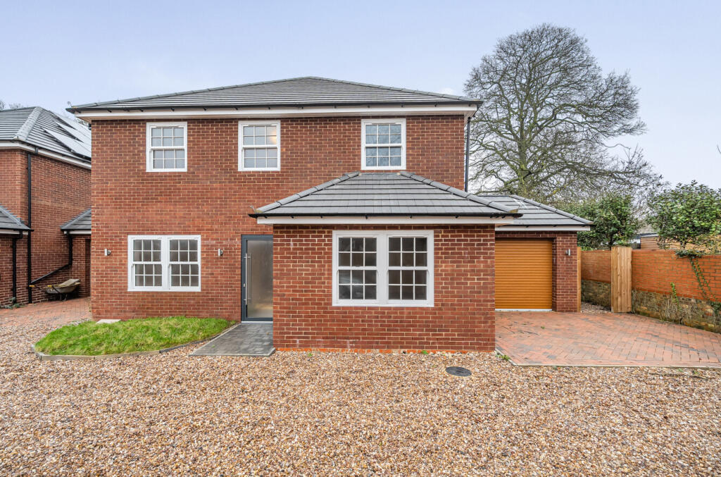 Main image of property: Montpelier Mews, High Street South, Dunstable