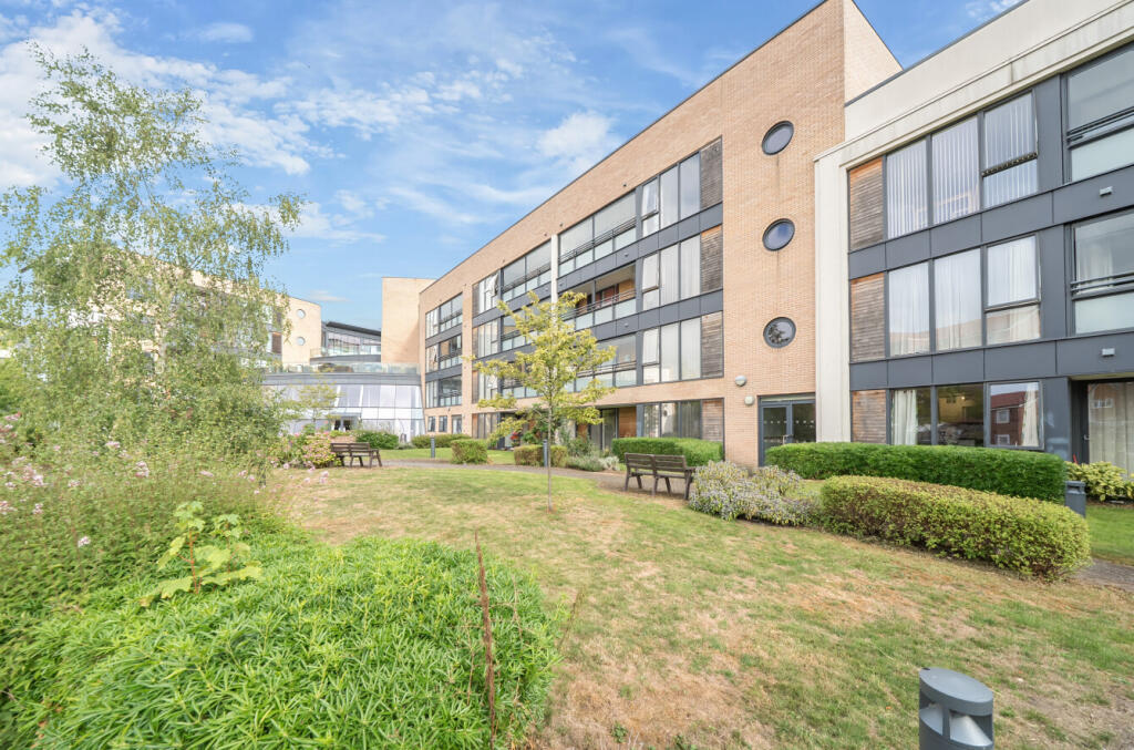 Main image of property: Church Street, Dunstable, Bedfordshire