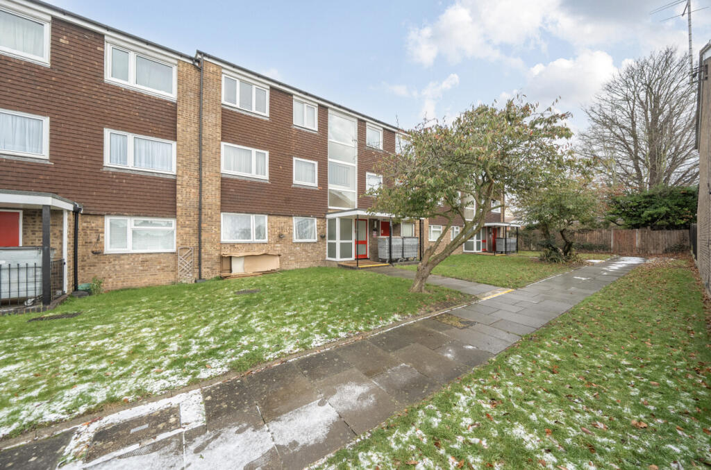 Main image of property: Fairfield Road, Dunstable, Bedfordshire