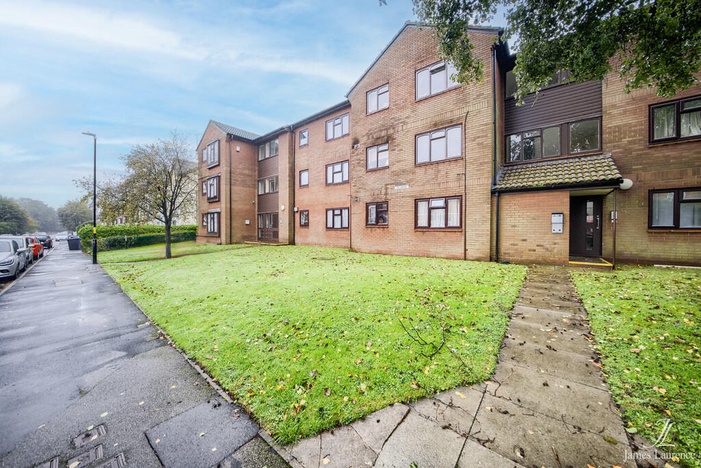 Additional property image - The Lindens, York Road